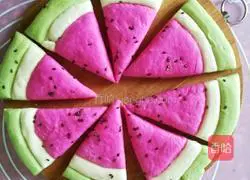 Illustration of how to make watermelon steamed buns 9