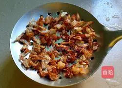 Illustration of how to make scallion pancakes 4