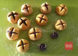 Illustration of How to Make Smiling Steamed Buns 9