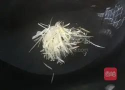 Illustration of how to make shredded potato fried rice 8