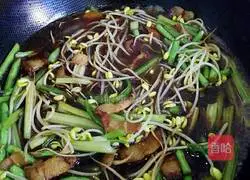 Illustration of how to make steamed noodles 8