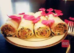 Illustration of how to make luncheon meat, crab sticks and green onion pancakes 8