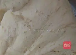 Illustration of how to make pork and onion buns 4