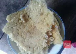 Illustration of how to make leftover rice and egg pancakes 5