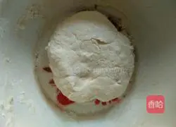 Illustration of how to make vegetarian three-fresh dumplings 5