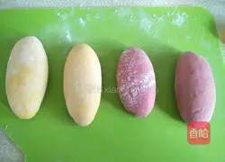 Illustration of two-color rugby steamed buns 6