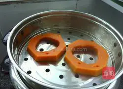 Illustration of how to make pumpkin steamed buns 1