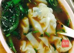 Illustration of making homemade meatball wontons 11