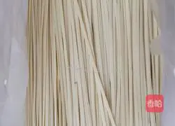 Illustration of how to make noodles 2