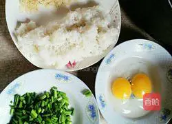 Illustration of how to make shrimp fried rice 1