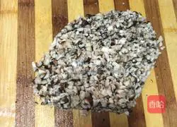 Mushrooms, pork and shrimp dumplings Practice illustration 3