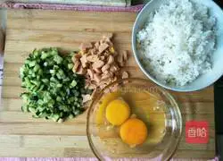 Cucumber Illustration of how to make fried rice 2