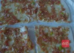 Illustration of how to make Xiangsu pork pie 8