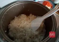 Illustration of how to make delicious fried rice 4