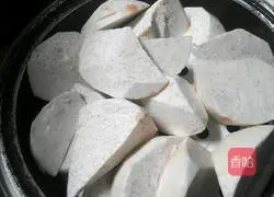 Illustration of how to make pan-fried taro cake 2