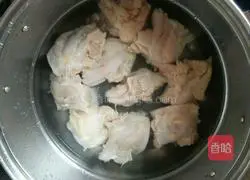 Chicken soup wonton recipe illustration 2