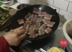 Bacon and Egg Sandwich Recipe Illustration 3