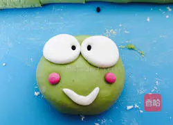 frog Illustration of how to make cartoon glutinous rice balls 10