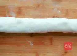 Illustration of how to make green onion cake 7