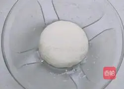 Illustration of how to make black fungus stuffed buns 2