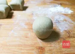 Milk Illustration of how to make flavored buckwheat steamed buns 14