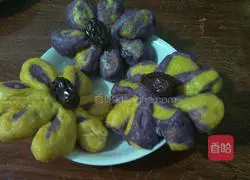 Illustration of how to make Sunflower Steamed Buns 14