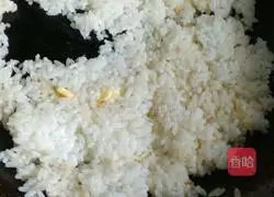 Assorted fried rice (rare and multi-ingredient version) recipe illustration 7