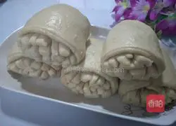 Illustration of making match steamed buns 10