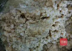 Illustration of how to make pickled cabbage and pork dumplings 2