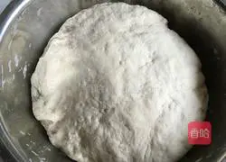 Illustration of how to make pumpkin pattern steamed buns 6