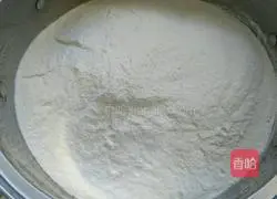 Illustration of how to make pickled vegetables, bamboo shoots and pork pancakes (exclusive cuisine) 3