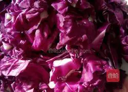 Purple cabbage sweet steamed buns Practice illustration 3