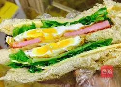 Illustration of how to make a sandwich 7