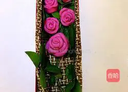 Illustration of how to make rose steamed buns 16