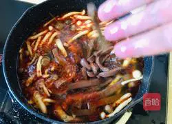 Hot and Sour Duck Blood Potato Noodles Recipe Illustration 9