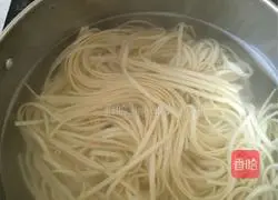 Illustration of how to make noodles 4