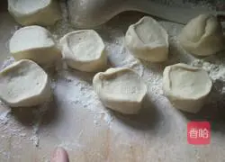 Illustration of how to make cabbage buns 4