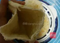 Illustration of how to make hollow sesame cake 20