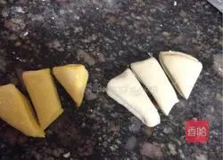 Illustration of how to make lotus steamed buns 9