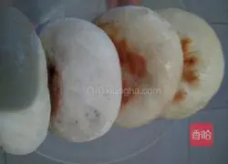 Illustration of how to make celery and pork dough pie 16