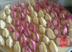 Illustration of how to make dragon fruit skin dumplings 8