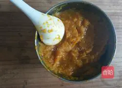 Illustration of how to make pumpkin cake 6