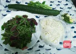 Illustration of how to make Henan cold noodles 1