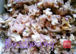 Illustration of how to make mushroom pie 5