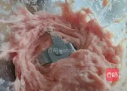 Illustration of how to make crystal dumplings 1