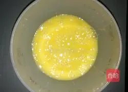 Illustration of how to make egg fried rice 3