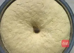 Illustration of making coarse grain steamed buns 6