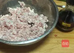 Illustration of how to make wontons 1 