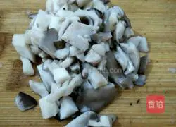 Illustration of how to make leek and egg dumplings 4