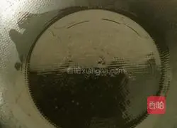 Illustration of how to make cabbage and shrimp cakes 15